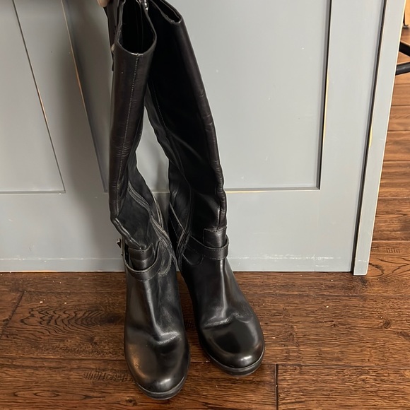 Guess black tall heeled boots - Picture 3 of 6